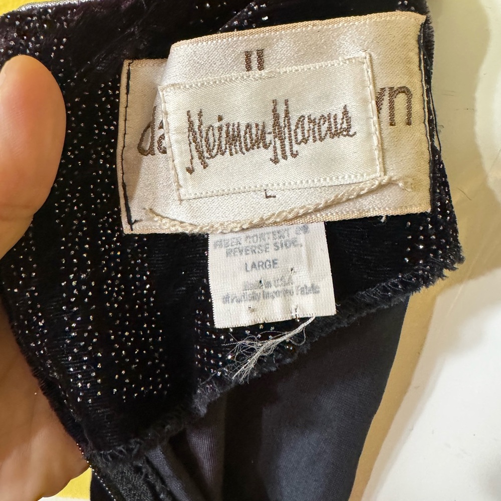Neiman Marcus Black and Silver Patterned Dress - Picture 9 of 17